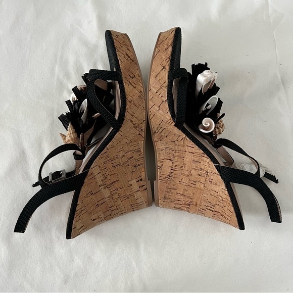 NEW Charles David Seashell Tassel Wedge Sandals 8.5 - Picture 5 of 9